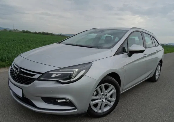 kłodzko Opel Astra cena 38900 przebieg: 249721, rok produkcji 2018 z Kłodzko